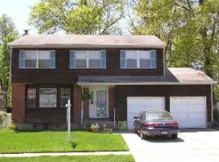 2158 2nd Ave, Merrick, NY 11566