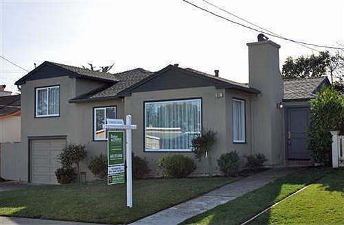 1st image of 811 Beechwood Dr