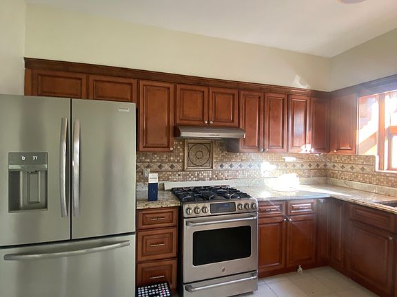 3rd image of 149-70 21st Ave #2