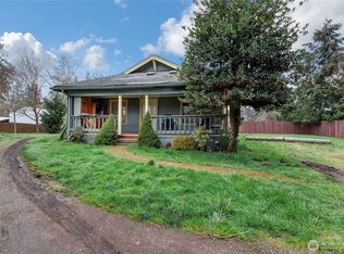 809 Crystal Springs Rd NW, Yelm, WA 98597