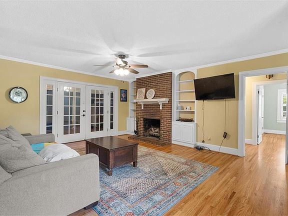 5th image of 16 Bittings Ave