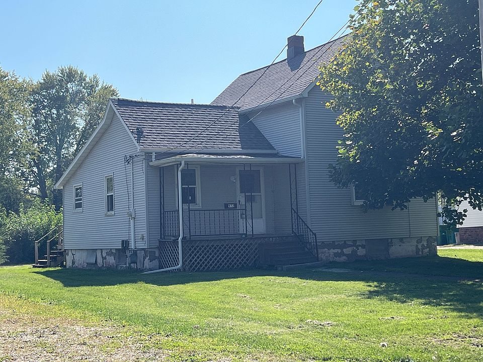 1st image of 972 Chamberlain St