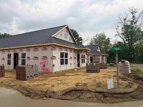 6707 Palm Dr, Evansville, IN 47715