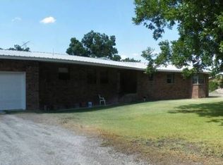 321 E Cheyenne Rd, Dexter, NM 88230