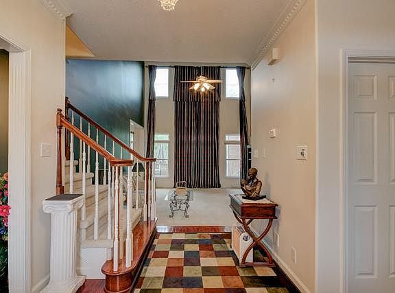 3rd image of 733 Courtland Ave