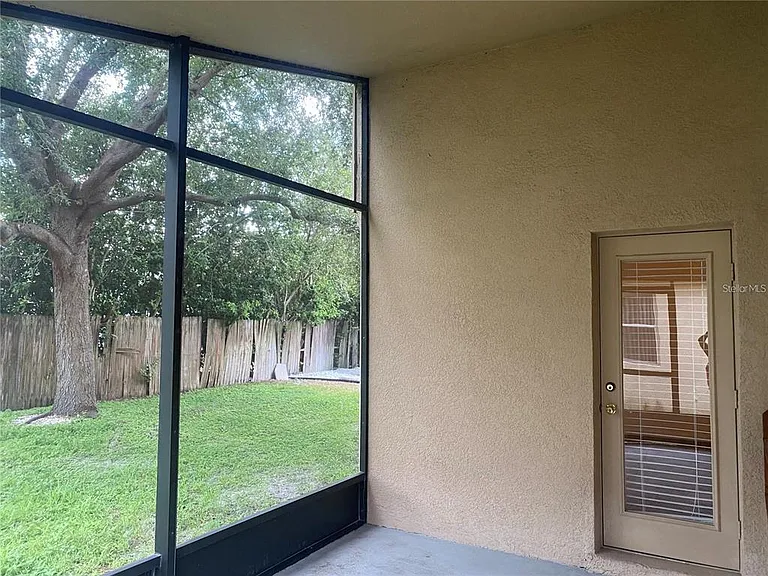10007 Doriath Cir — Photo 11