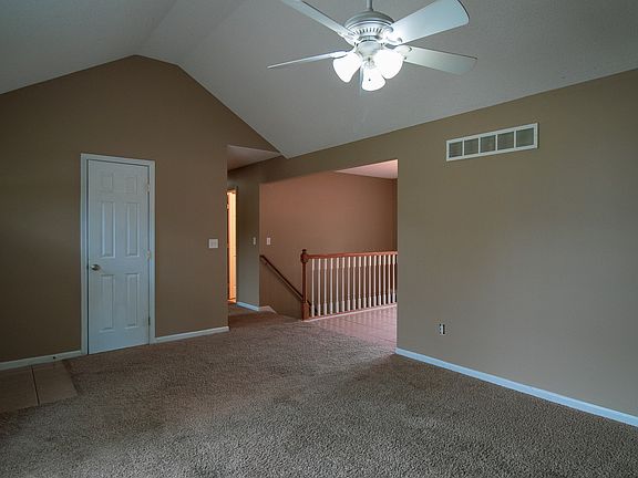 4th image of 7616 N Congress Ave