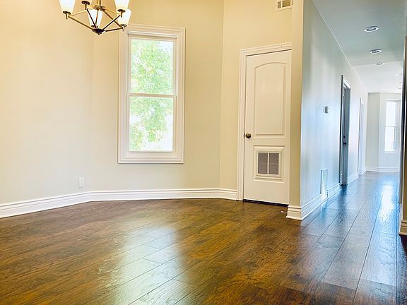 5th image of 163 E Kensington Ave