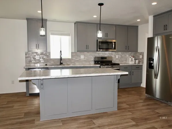 161 Tuolumne Rd, Bishop, CA 93514