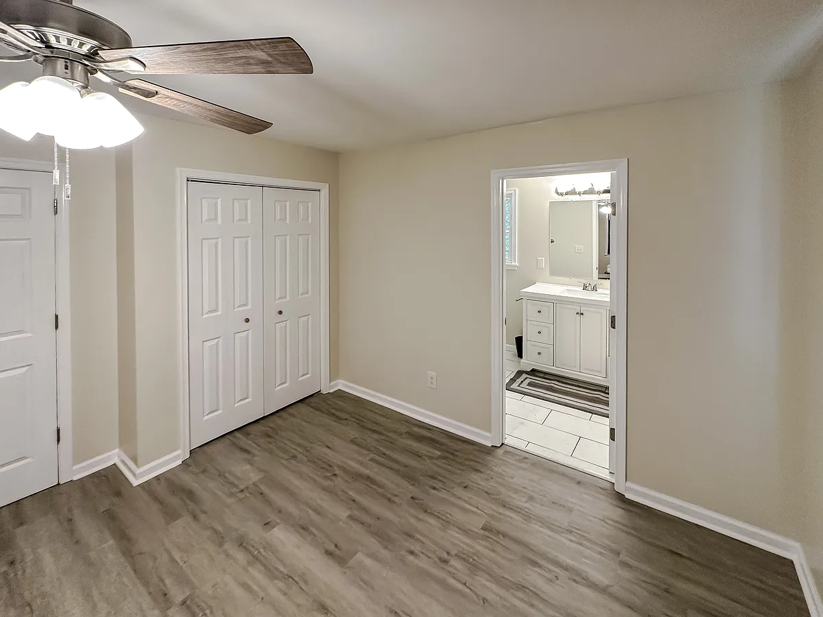 Building Photo - Birchett Dr