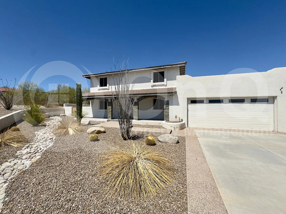 3 bed, 3.0 bath, 2486 sqft, $3,175 — Photo 4