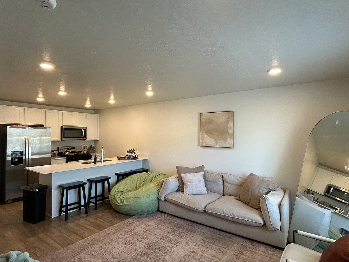 Building Photo - 658 S 1920 W #1061
