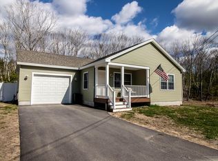 18 Kapok St, Old Orchard Beach, ME 04064