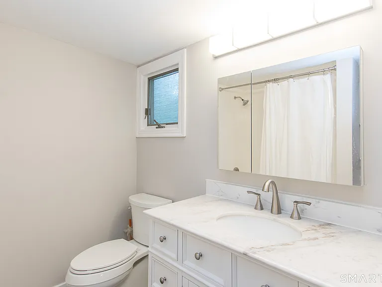211 New Canaan Rd — Photo 18