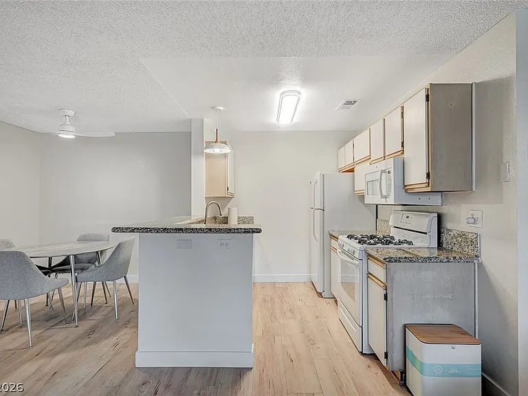2200 Fort Apache Rd #1064 — Photo 5