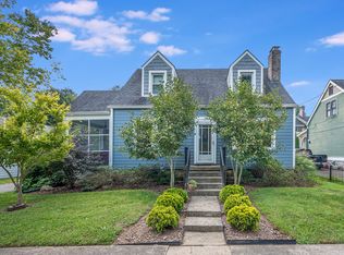 109 E Stephens St, Midway, KY 40347
