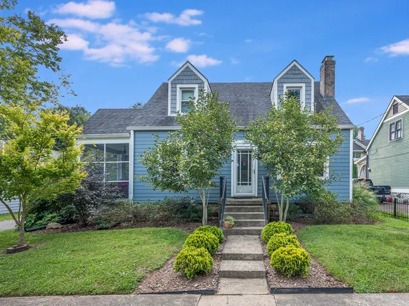 109 E Stephens St, Midway, KY 40347