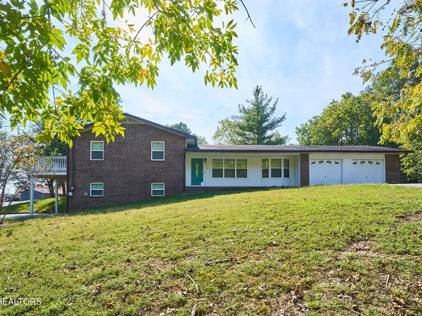 206 Alexanderia St, Sevierville, TN 37862