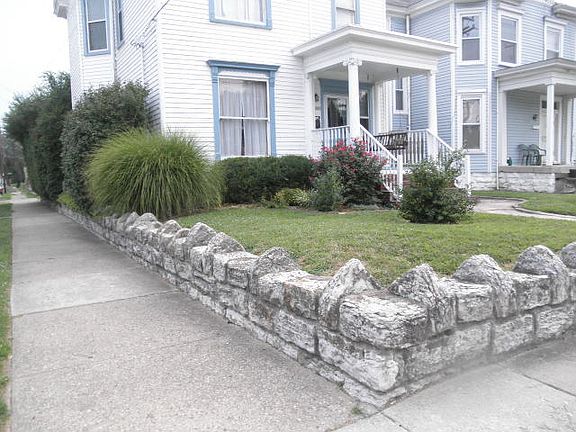 2nd image of 2400 Portland Ave