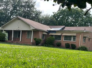 802 S Breazeale Ave, Mount Olive, NC 28365