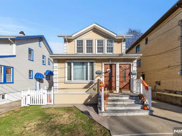 457 Washington Ave, Cliffside Park, NJ 07010