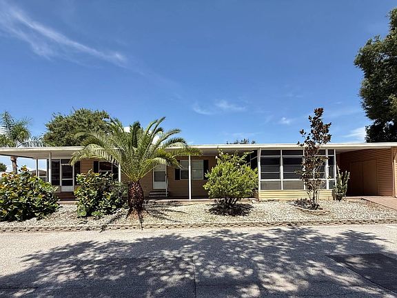 3rd image of 3528 Zephyr Ln