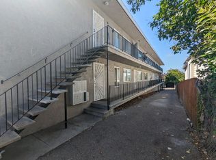 3035 School St #C, Oakland, CA 94602