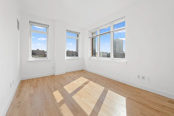 Rented by Compass | media 4