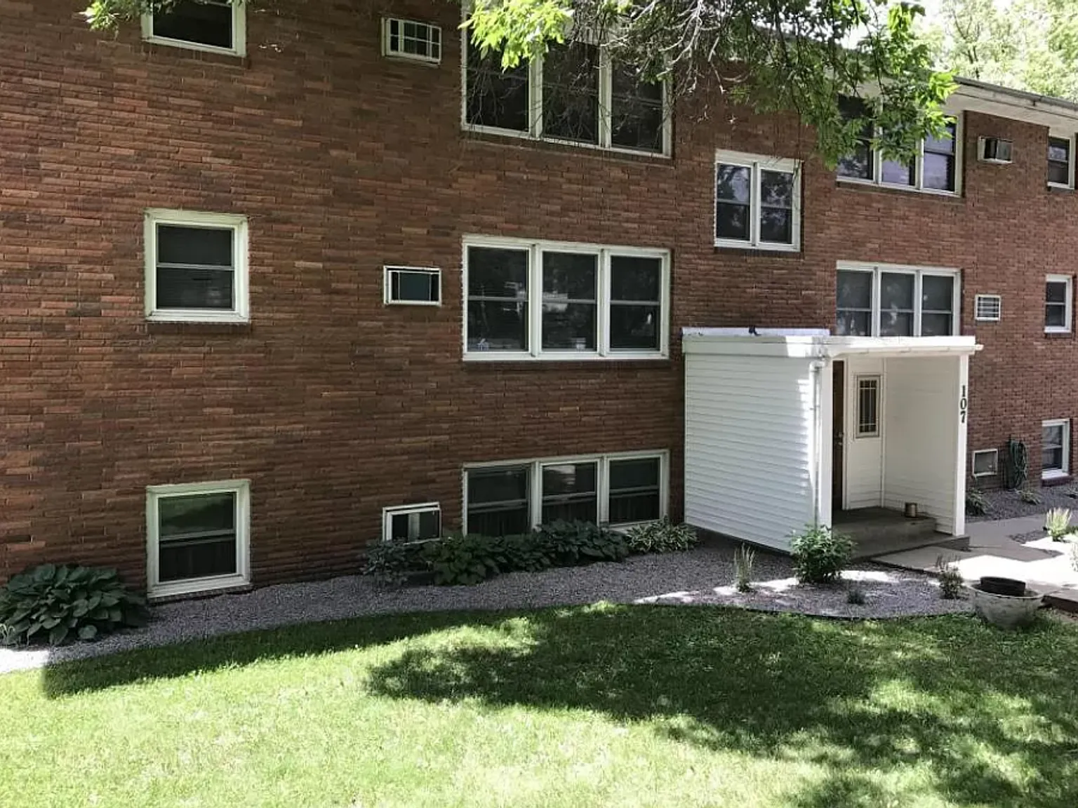 New Village View — Photo 1