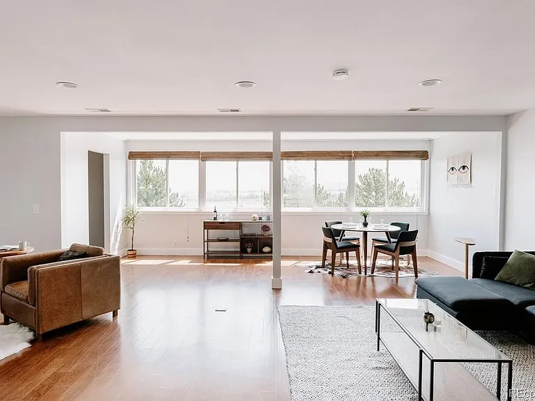 1552 Bradley Dr — Photo 1