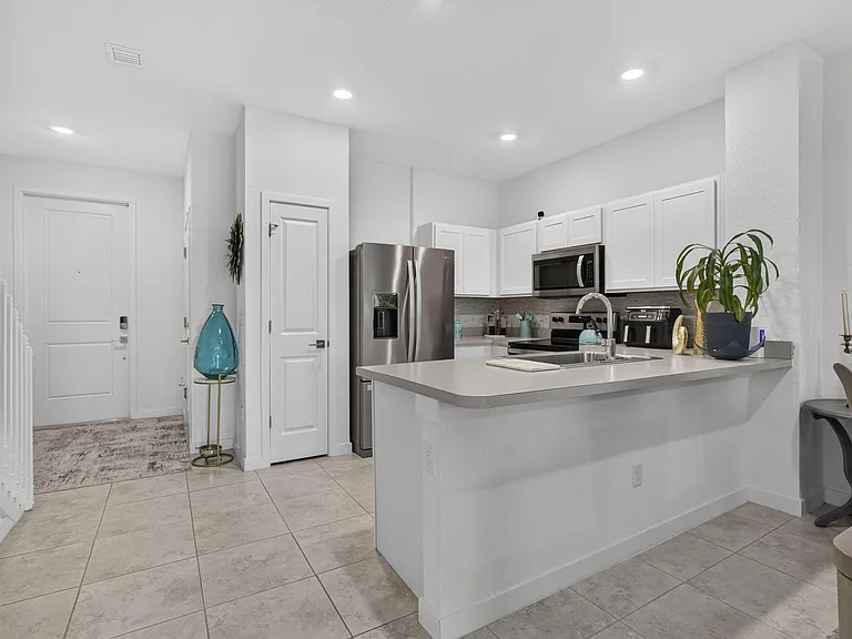 160 Bandol St — Photo 19