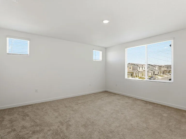 1203 Leonhardt Loop — Photo 6