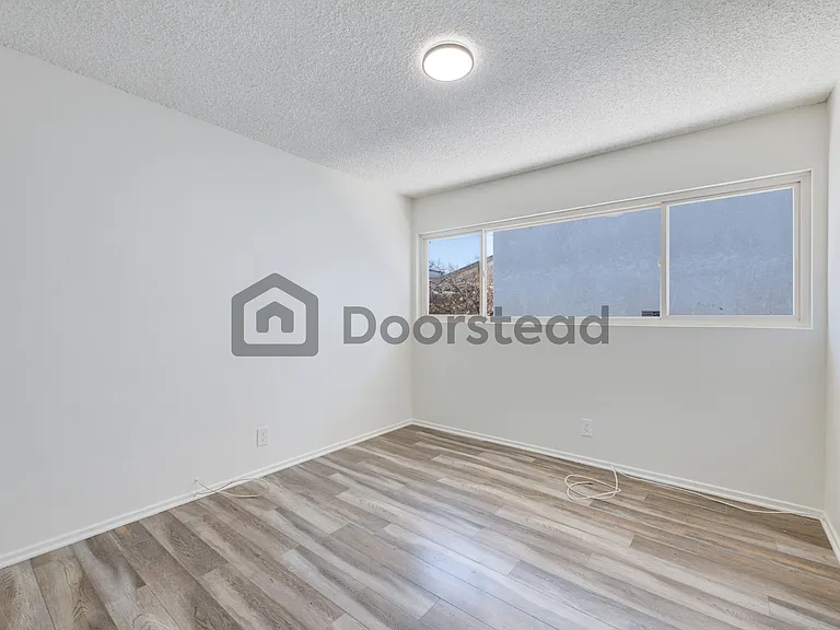 10050 Debra Ave — Photo 19