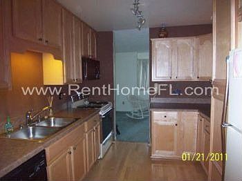 2nd image of 2320 Huntington Green Ct
