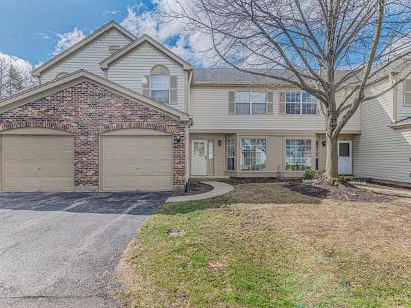 222 Wellington Cir, Gurnee, IL 60031