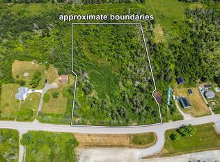 LOT Highway 3, Middle East Pubnico, NS B0W 2A0