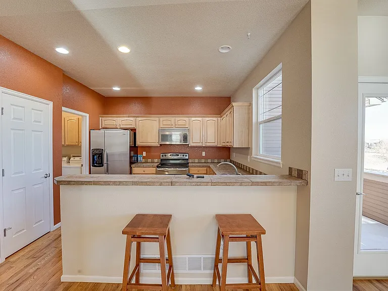 3914 Galileo Dr #B — Photo 12