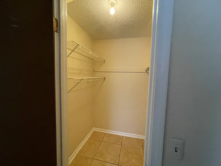 2679 Aberdeen Ct — Photo 9