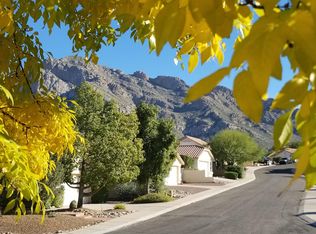 10015 N Laurelwood Dr, Oro Valley, AZ 85737