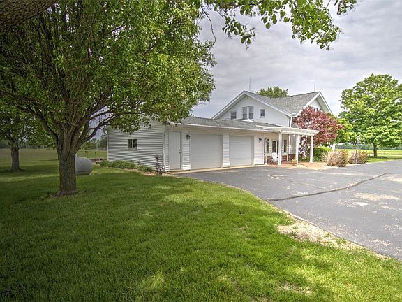 2nd image of 3191 N Bearsdale Rd