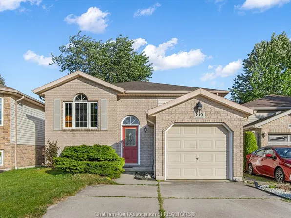 219 Greenfield Ln, Chatham Kent, ON N7L 5N3