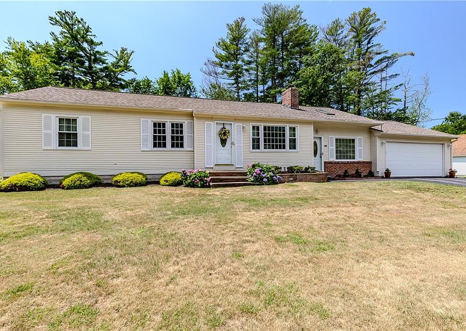 1st image of 16 Sunnybrook Rd