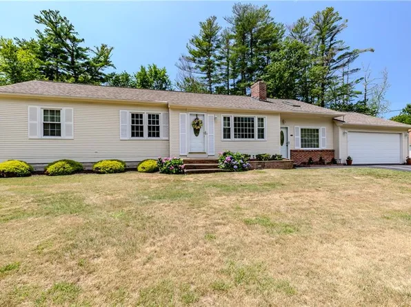 16 Sunnybrook Rd, Scituate, RI 02857