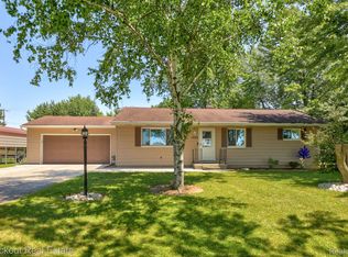 1585 S Reese Rd, Reese, MI 48757