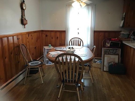 5th image of 125 Pettigrew Dr