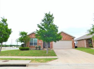 701 Lone Pine Dr, Little Elm, TX 75068