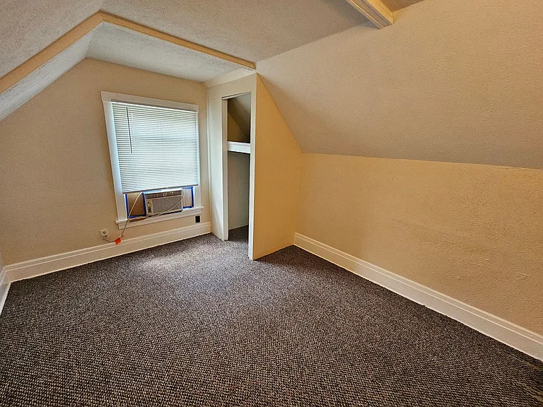 519 Howard St — Photo 21