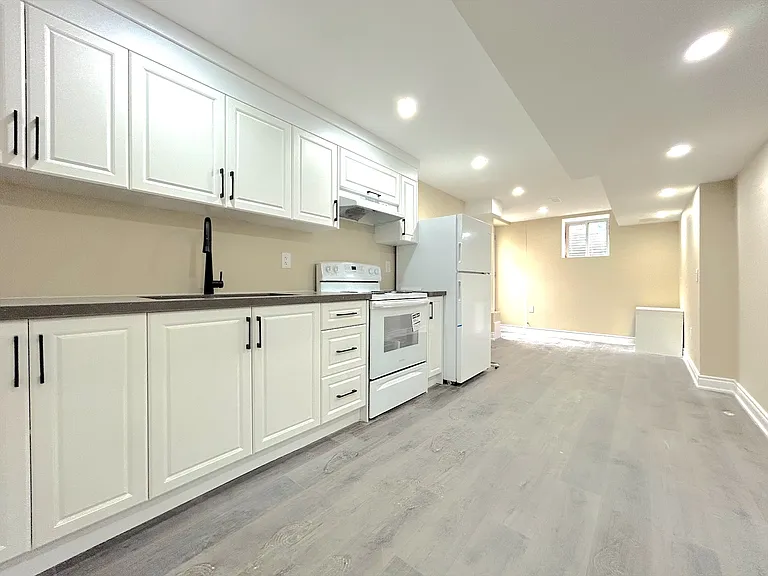 116 Blackburn Dr #2 — Photo 6