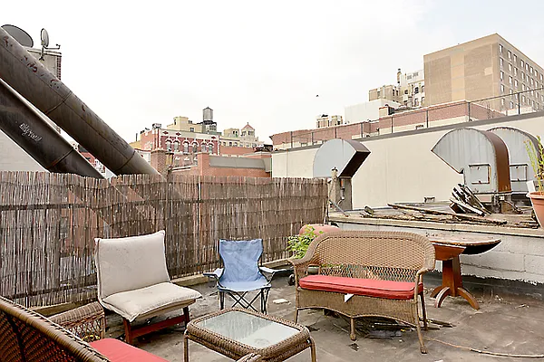 Rented by Weinstein Realty Group | media 14