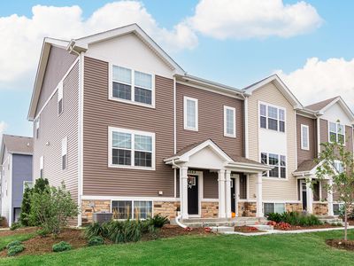 1053 Briar Glen Ct, Hampshire, IL, 60140